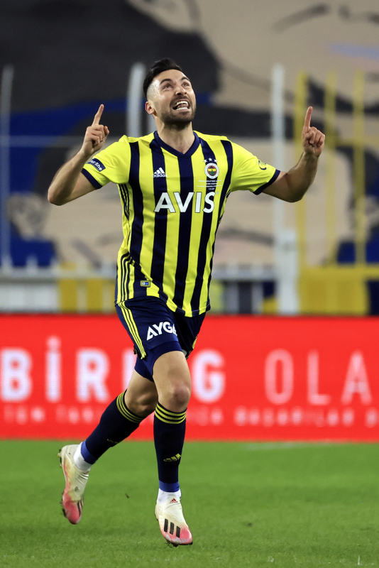 Fenerbahçe’de Caner Erkin neden kadro dışı bırakıldı? Dikkat çeken detay...