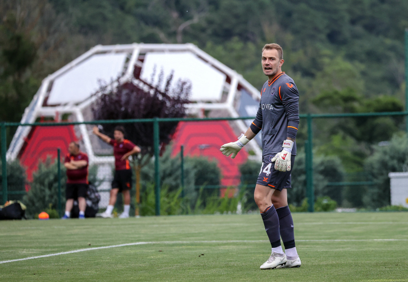 Son dakika transfer haberi: Beşiktaş’ın 7. yıldızı Mert Günok