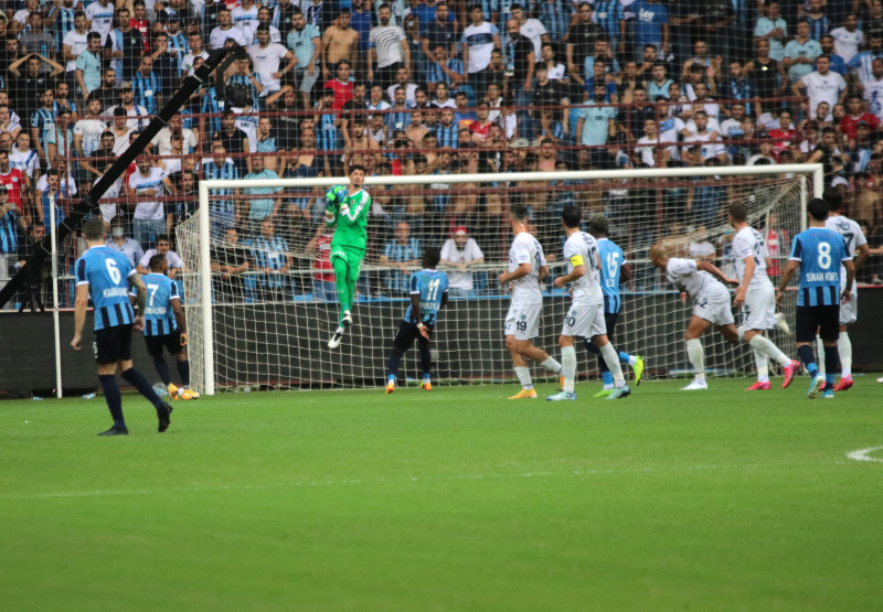 Son dakika spor haberi: Usta yazarlar Adana Demirspor - Fenerbahçe maçını yorumladı!