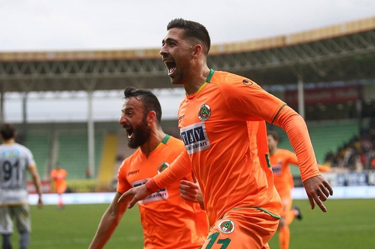 Son dakika spor haberleri: Trabzonspor Manolis Siopis’le anlaştı! Sıra Alanyaspor’da...