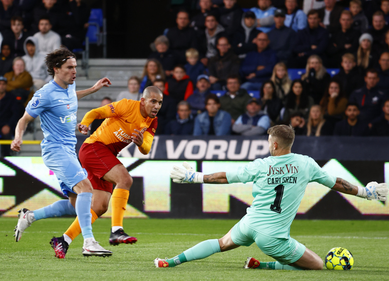 Son dakika spor haberi: Usta yazarlar Randers-Galatasaray maçını flaş sözlerle yorumladı!