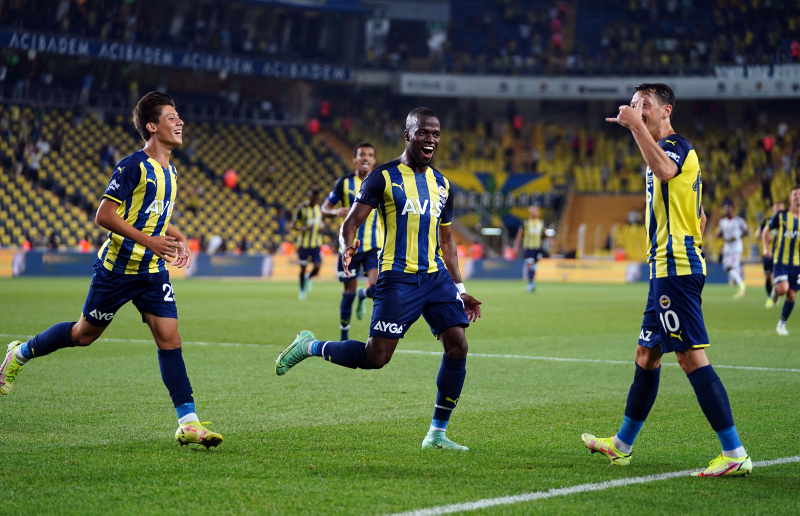 Son dakika spor haberi: Spor yazarlarından Fenerbahçe-Antalyaspor maçı yorumu!