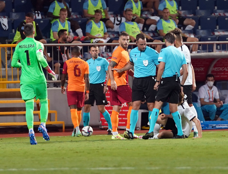 Son dakika spor haberi: Usta yazarlardan Galatasaray - Randers maçı sonrası flaş sözler! Mükemmel bir oyuncu...