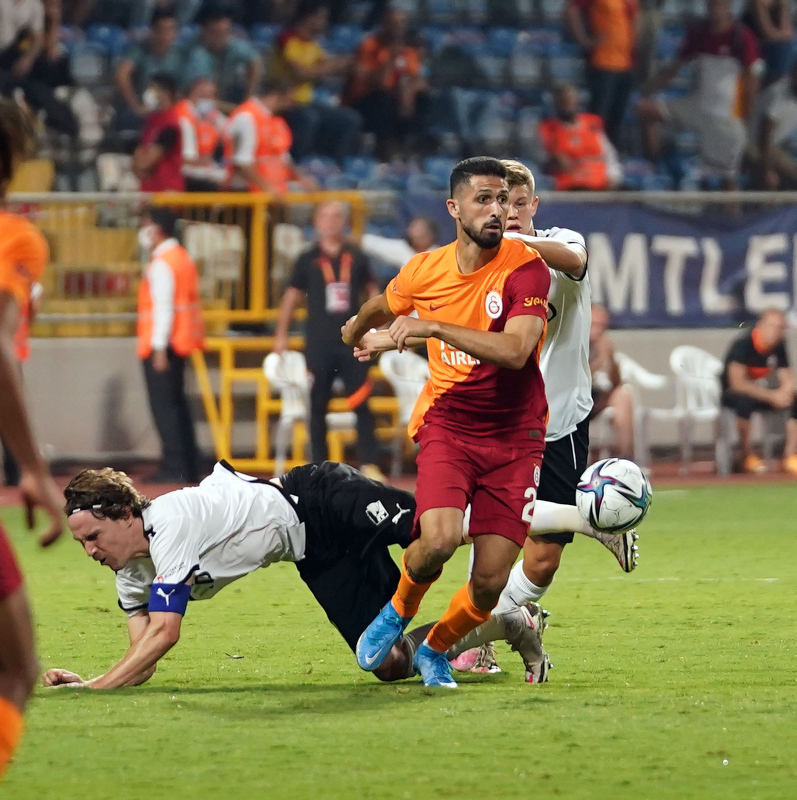 Son dakika spor haberi: Usta yazarlardan Galatasaray - Randers maçı sonrası flaş sözler! Mükemmel bir oyuncu...