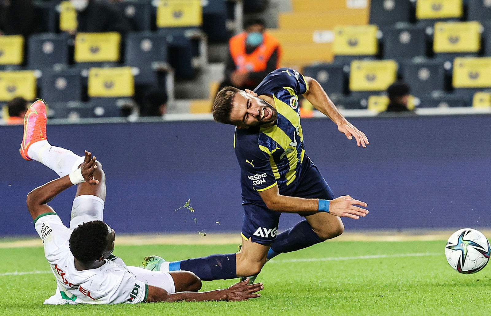FENERBAHÇE HABERLERİ - Volkan Demirel’den Fenerbahçeli Diego Rossi’ye sert sözler!