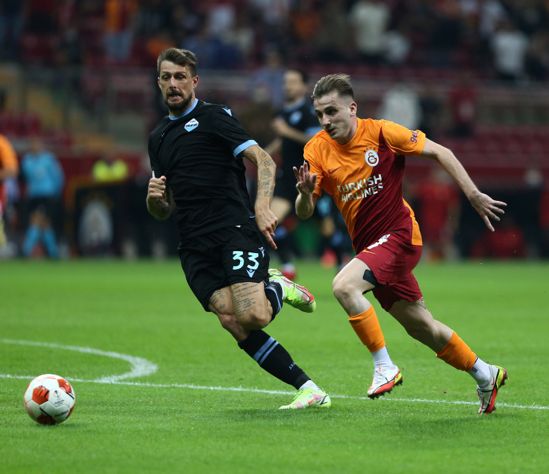 Son dakika spor haberleri: Kerem Aktürkoğlu açıkladı! Galatasaray Göztepe maçının devre arasında neler yaşandı?