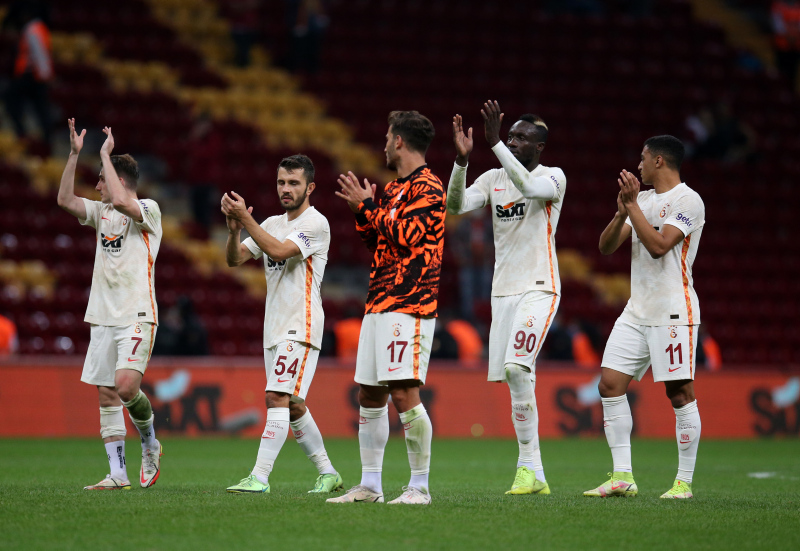 Galatasaray Göztepe maçının ardından Fatih Terim’e sert sözler! Disiplinini sorgularım