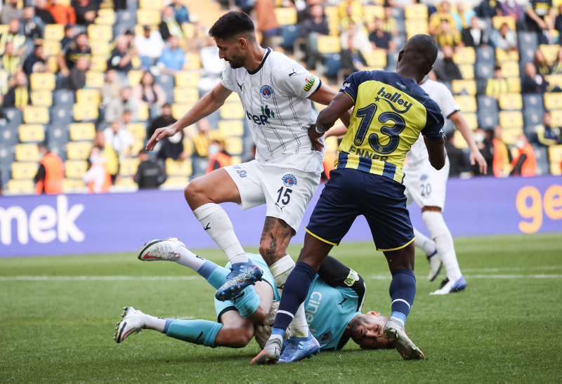 SON DAKİKA FENERBAHÇE HABERİ - Spor yazarları Fenerbahçe - Kasımpaşa maçını yorumladı!