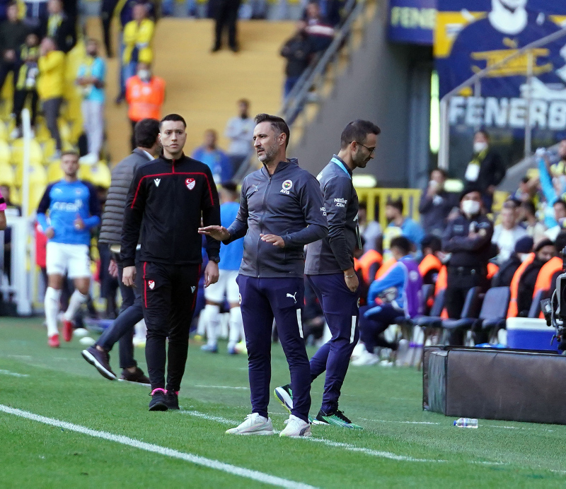 SON DAKİKA FENERBAHÇE HABERİ - Spor yazarları Fenerbahçe - Kasımpaşa maçını yorumladı!