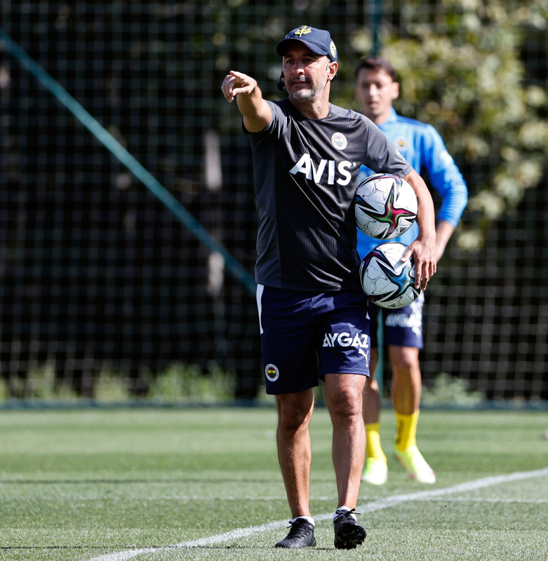 FENERBAHÇE HABERLERİ - Fenerbahçe’ye Vitor Pereira imzası! İlk 8 haftada...
