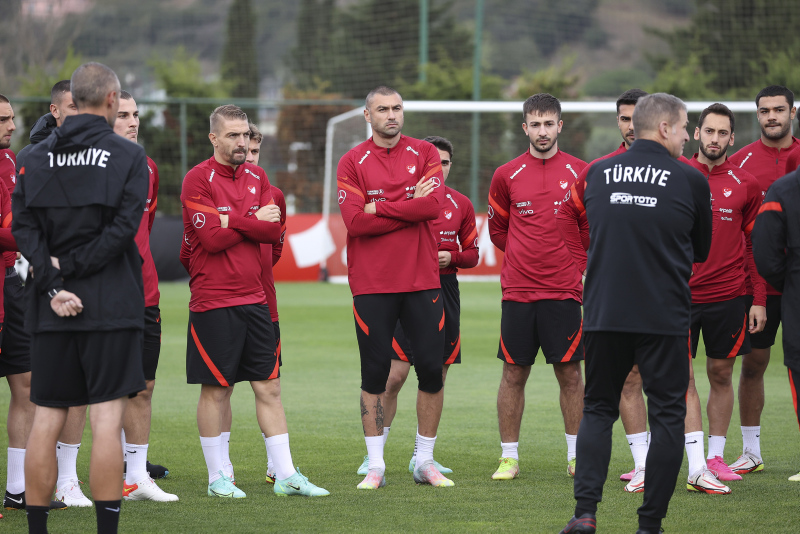 Hamit Altıntop resmen açıkladı! Ferdi Kadıoğlu’yla temasa geçtik