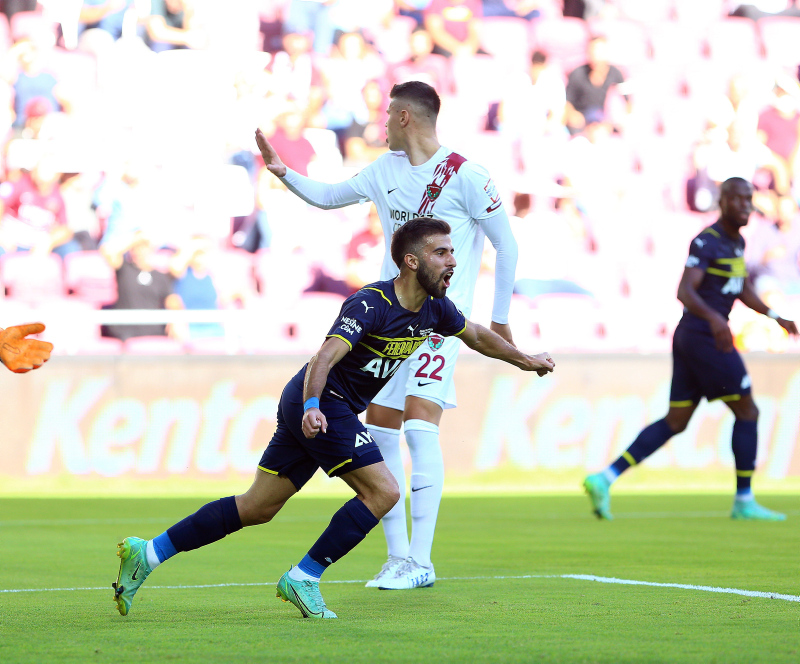 FENERBAHÇE HABERLERİ: Kesenin ağzı açıldı! Fenerbahçe Diego Rossi için...