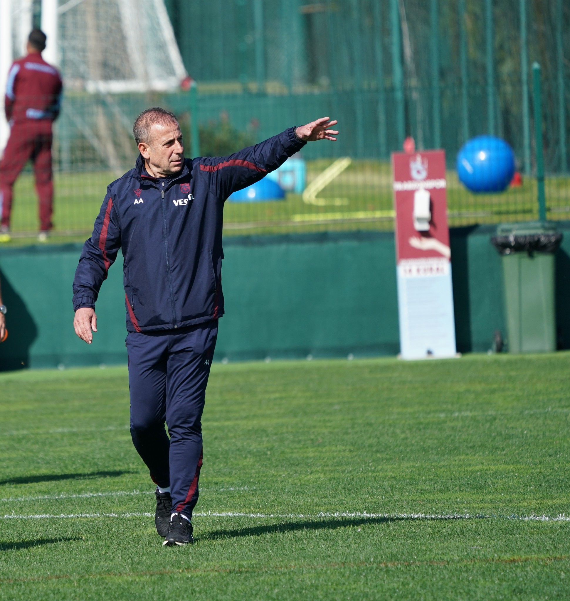 TRABZONSPOR HABERLERİ: Abdullah Avcı hesabını yaptı! Fenerbahçe derbisi sonrası liderlik