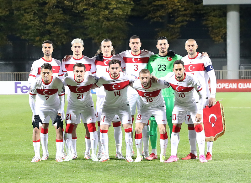 Spor yazarları Letonya - Türkiye maçı sonrası flaş değerlendirmelerde bulundu