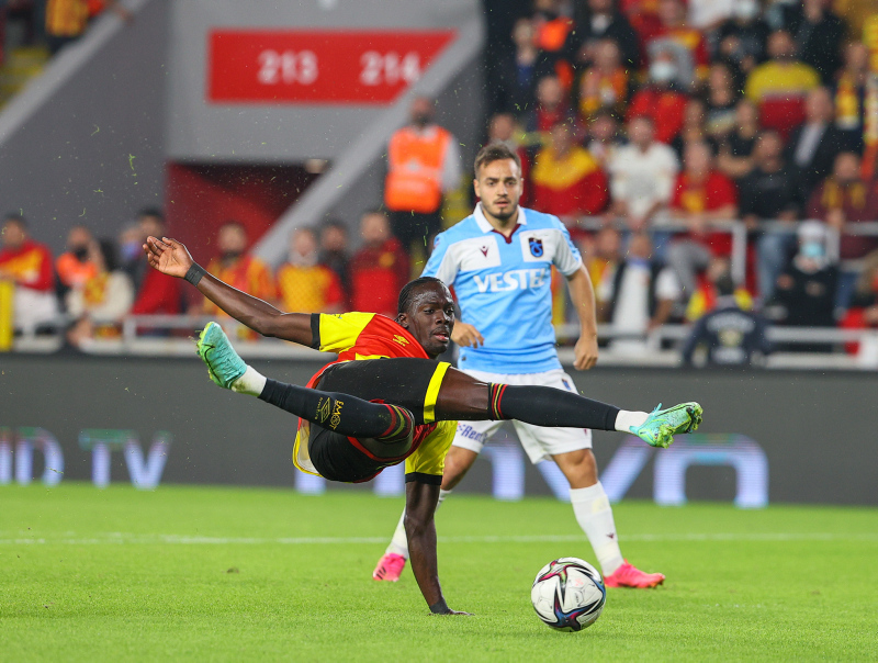 TRABZONSPOR HABERLERİ - Spor yazarları Göztepe-Trabzonspor maçını değerlendirdi
