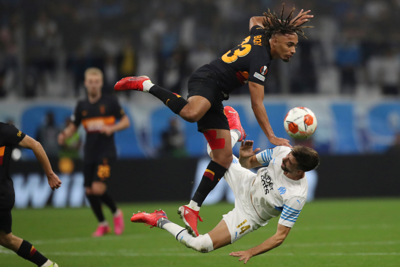 GALATASARAY HABERLERİ: Cimbom’da Sacha Boey seferberliği! Fatih Terim...