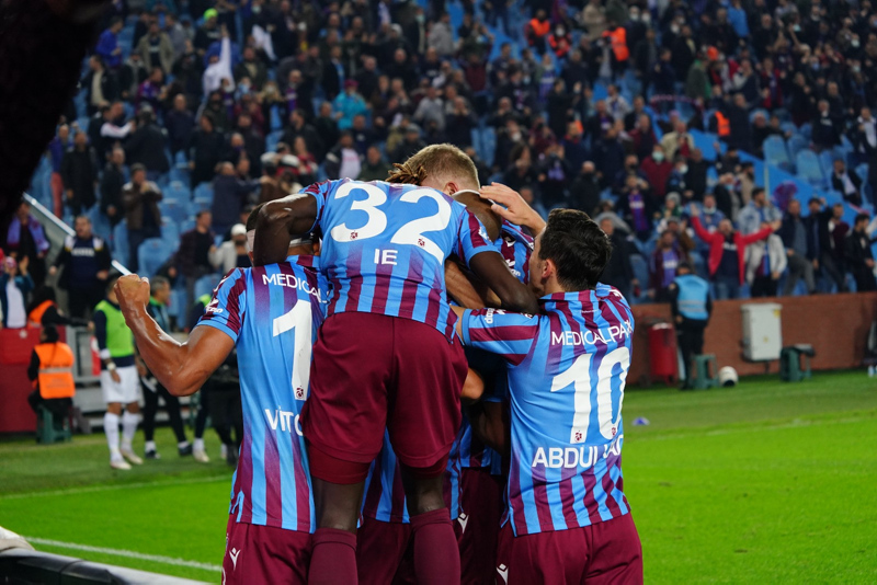 TRABZONSPOR HABERLERİ - Usta yazarlar Trabzonspor - Çaykur Rizespor maçını böyle değerlendirdi!