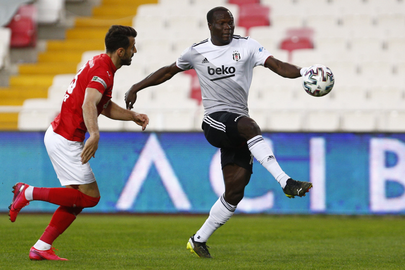 BEŞİKTAŞ HABERLERİ - Vincent Aboubakar geri mi dönüyor? İşte Beşiktaş’ın yanıtı...