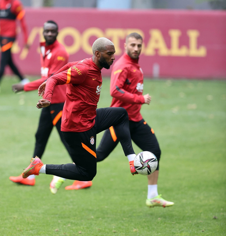 GALATASARAY HABERLERİ - Fenerbahçe derbisi öncesi Galatasaray’da öne çıkan 10 detay!