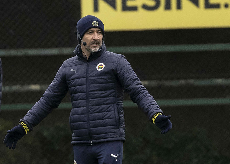 Son dakika spor haberi: Galatasaray-Fenerbahçe derbisinde bir ilk! Fatih Terim ve Vitor Pereira...