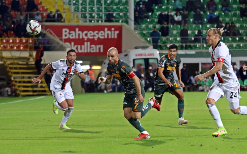 Alanyaspor Beşiktaş maçı sonrası o isme sert eleştiri! Kötü ötesi