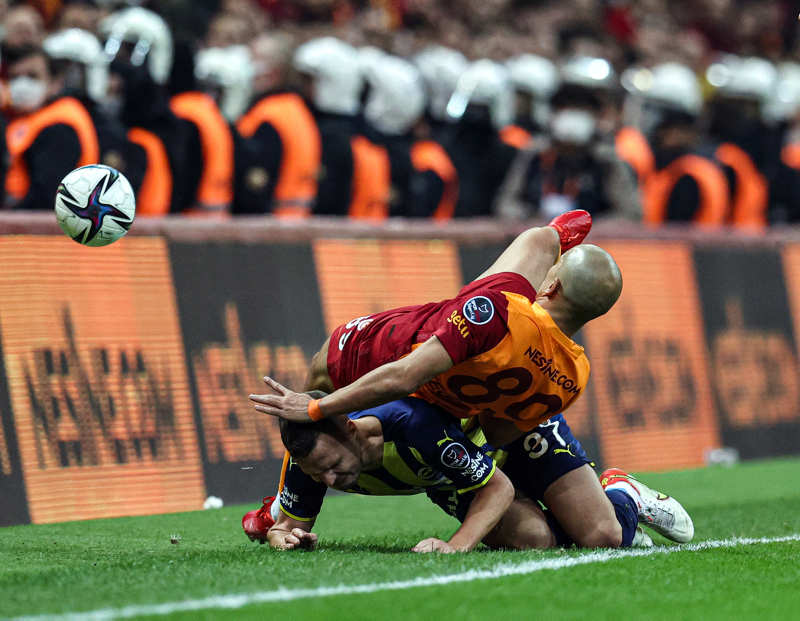 SON DAKİKA SPOR HABERİ: Spor yazarları Galatasaray-Fenerbahçe derbisini değerlendirdi!
