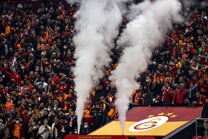 SON DAKİKA SPOR HABERİ: Spor yazarları Galatasaray-Fenerbahçe derbisini değerlendirdi!