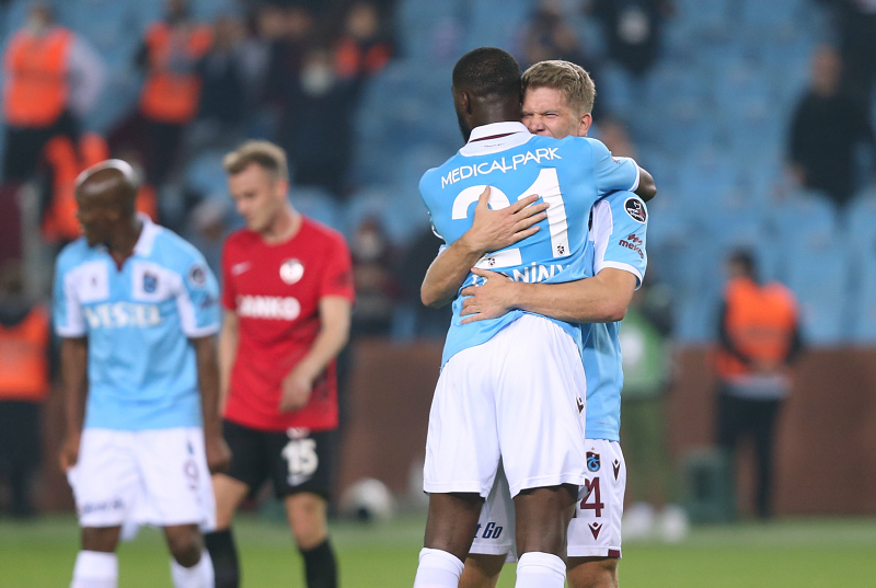 Spor yazarları Trabzonspor - Gaziantep FK maçını yorumladı!