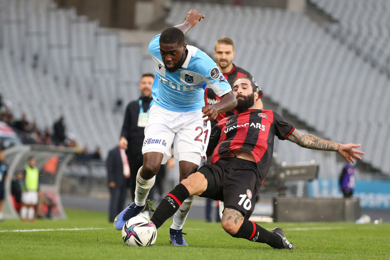 TRABZONSPOR HABERLERİ - Usta yazarlar Fatih Karagümrük-Trabzonspor maçını yorumladı!