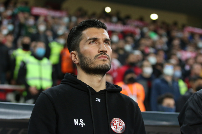 TRABZONSPOR HABERLERİ: Usta yazarlar Antalyaspor-Trabzonspor maçını yorumladı!