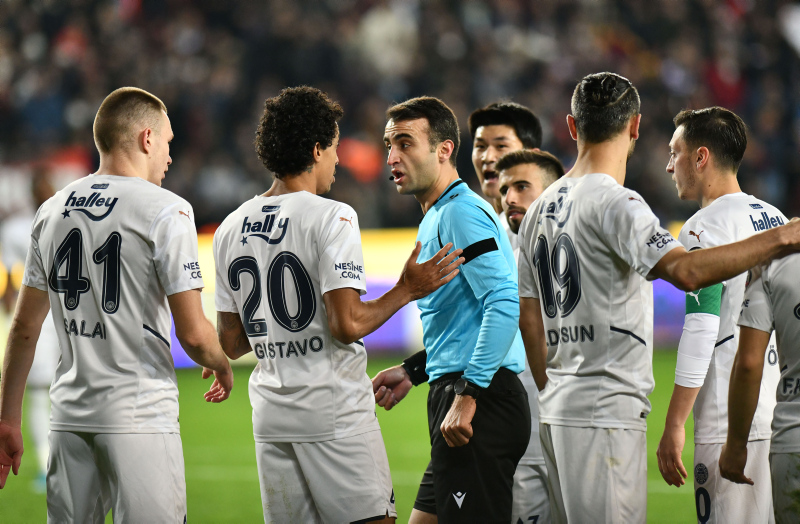 FENERBAHÇE HABERLERİ - Spor yazarları Gaziantep FK-Fenerbahçe maçını değerlendirdi