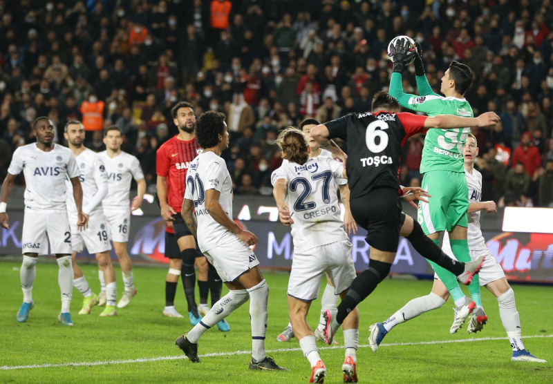 FENERBAHÇE HABERLERİ - Spor yazarları Gaziantep FK-Fenerbahçe maçını değerlendirdi