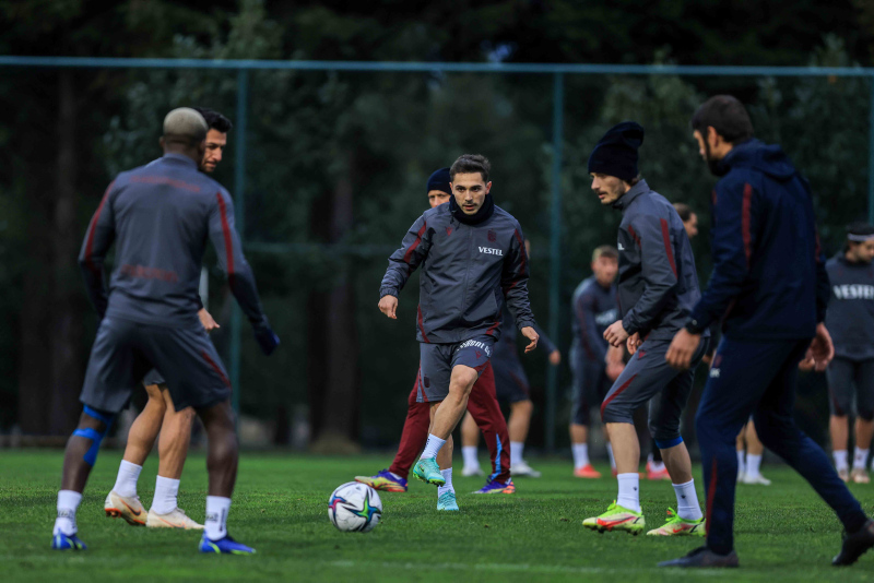 Fırtına İzmir deplasmanında! İşte Trabzonspor’un Altay maçı maçı muhtemel 11’i...