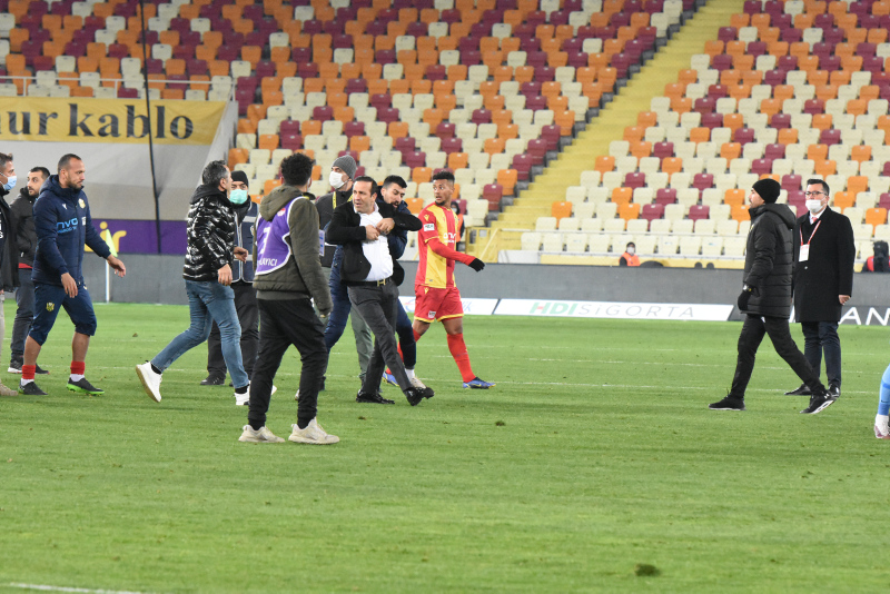 SPOR HABERLERİ - Yeni Malatyaspor Başkanı Adil Gevrek Kayserispor maçında yaşananları anlattı!