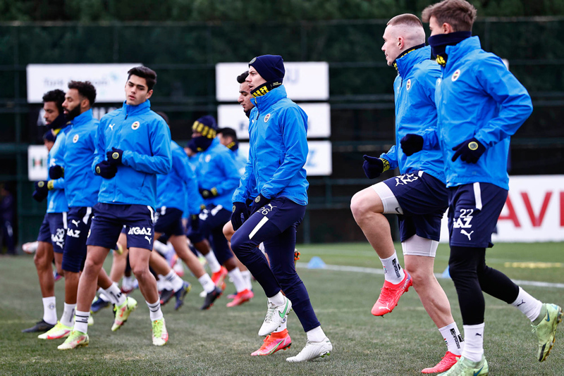 Fenerbahçe moral peşinde! İşte Kanarya’nın Yeni Malatyaspor maçı muhtemel 11’i