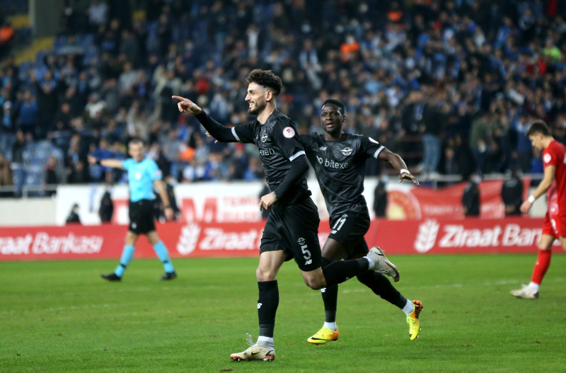 Trabzonspor’da Samet Akaydın sesleri! Adana Demirspor...