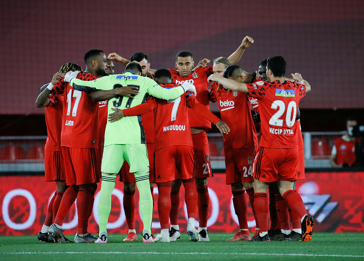 SPOR HABERLERİ - Süper Kupa’da Beşiktaş ile Antalyaspor karşı karşıya! İşte muhtemel 11’ler...