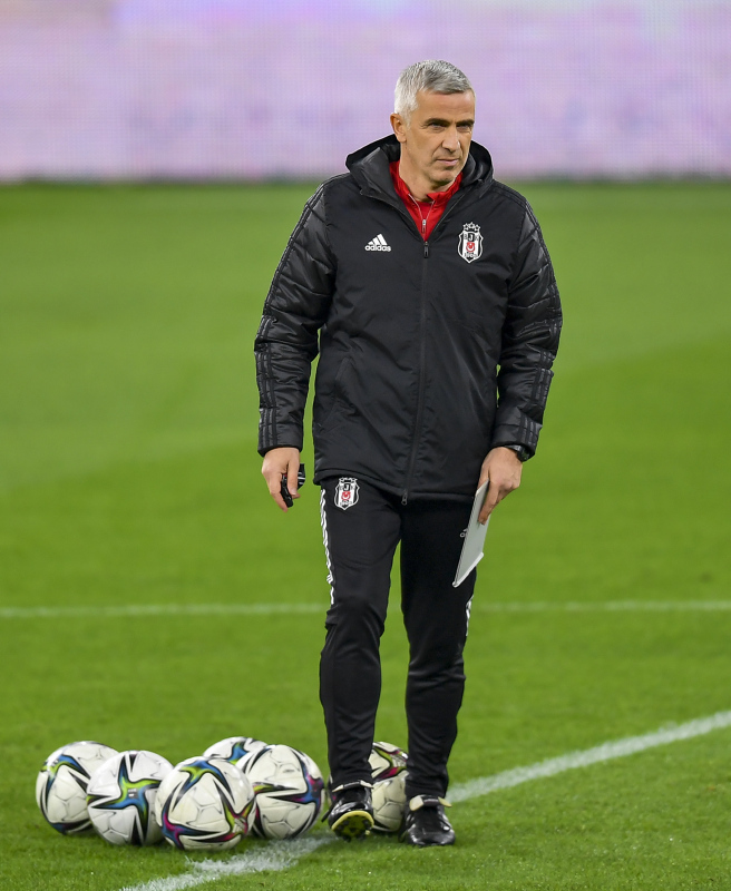 Beşiktaş Teknik Sorumlusu Önder Karaveli’den sözleşme açıklaması! Devam edecek mi?