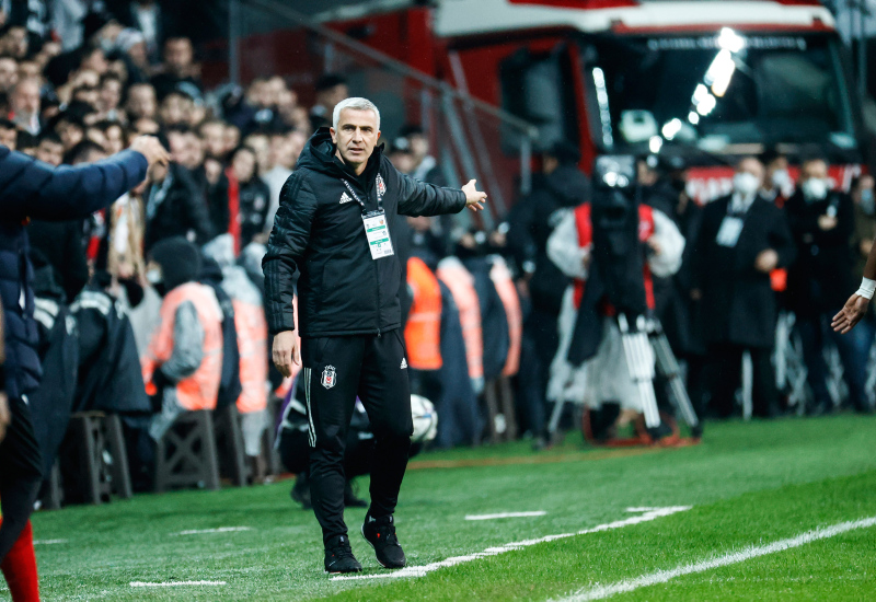 Beşiktaş Teknik Sorumlusu Önder Karaveli’den sözleşme açıklaması! Devam edecek mi?