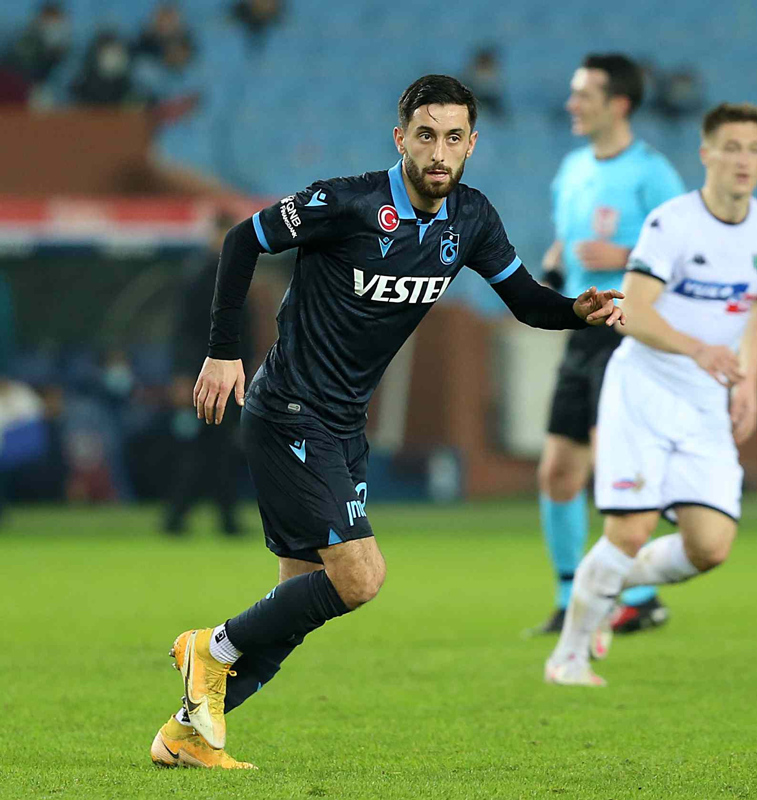 TRABZONSPOR HABERLERİ: Fırtına transferi takasla bitirecek! Samet Akaydın’a karşılık Yunus Mallı