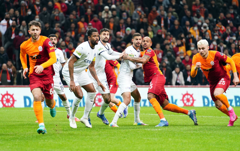 GALATASARAY HABERLERİ - Spor yazarları Galatasaray - Kasımpaşa maçını bu sözlerle değerlendirdi