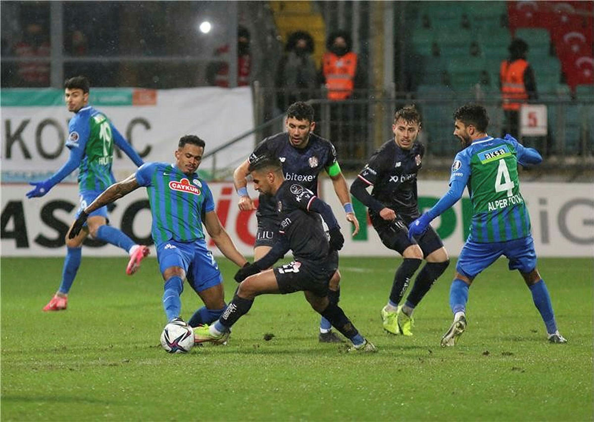 SPOR HABERLERİ - Galatasaray - Trabzonspor maçı öncesi kar uyarısı! Nef Stadyumu’nda...