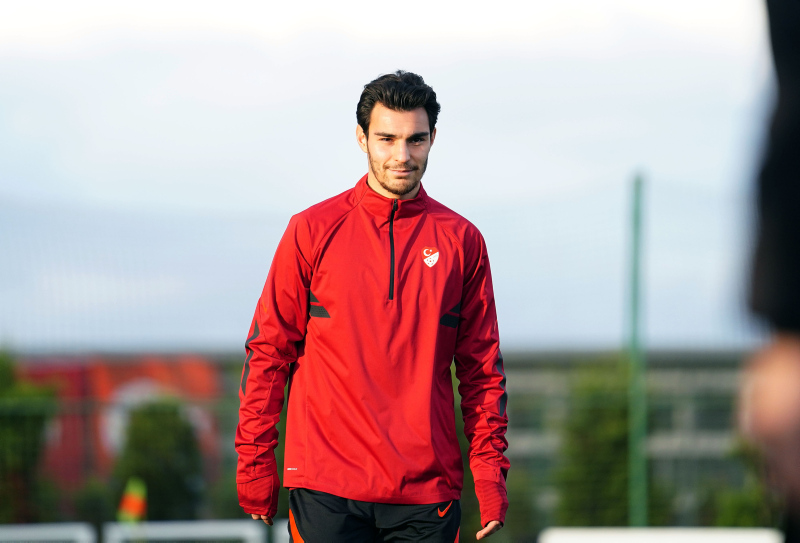 BEŞİKTAŞ TRANSFER HABERİ: İtalyanlar yan çizdi! Kaan Ayhan işi çıkmaza girdi