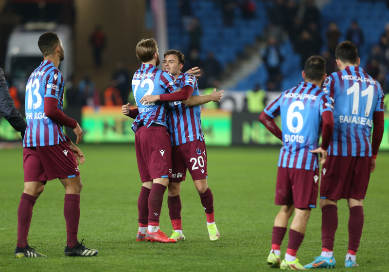 TRABZONSPOR HABERLERİ - Usta yazarlar Trabzonspor-Kasımpaşa maçını değerlendirdi!