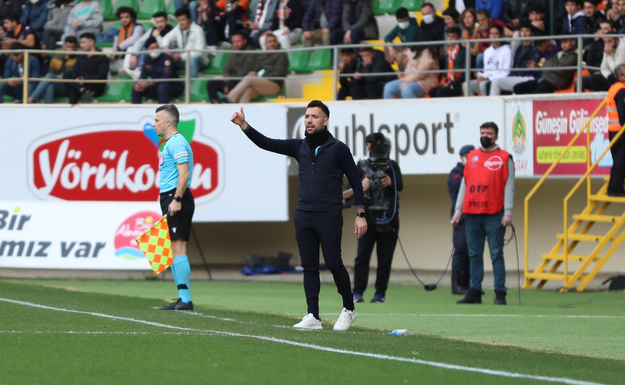 GALATASARAY HABERLERİ - Spor yazarları Alanyaspor - Galatasaray maçını böyle değerlendirdi!