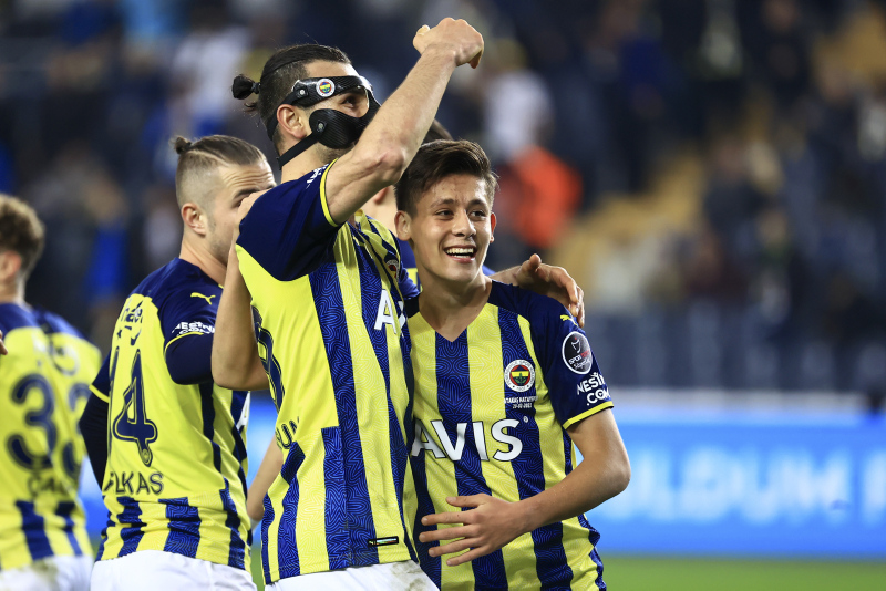 FENERBAHÇE HABERLERİ - Arda Güler’in altyapıdan hocası açıkladı! Avrupa...