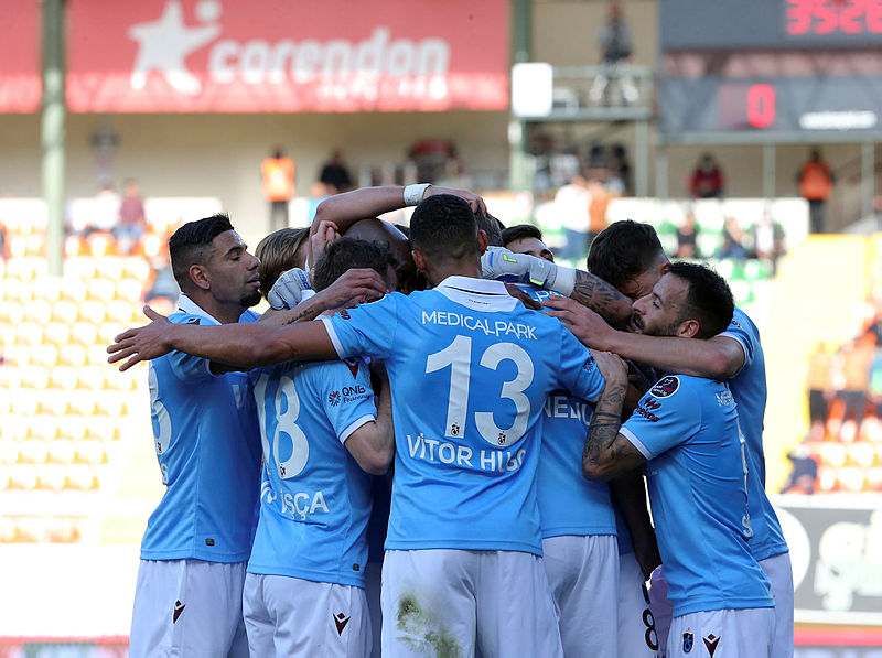 Trabzonspor yerel basınında büyük coşku!