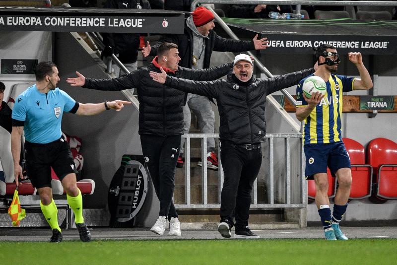 Usta yazarlar Slavia Prag-Fenerbahçe maçını değerlendirdi