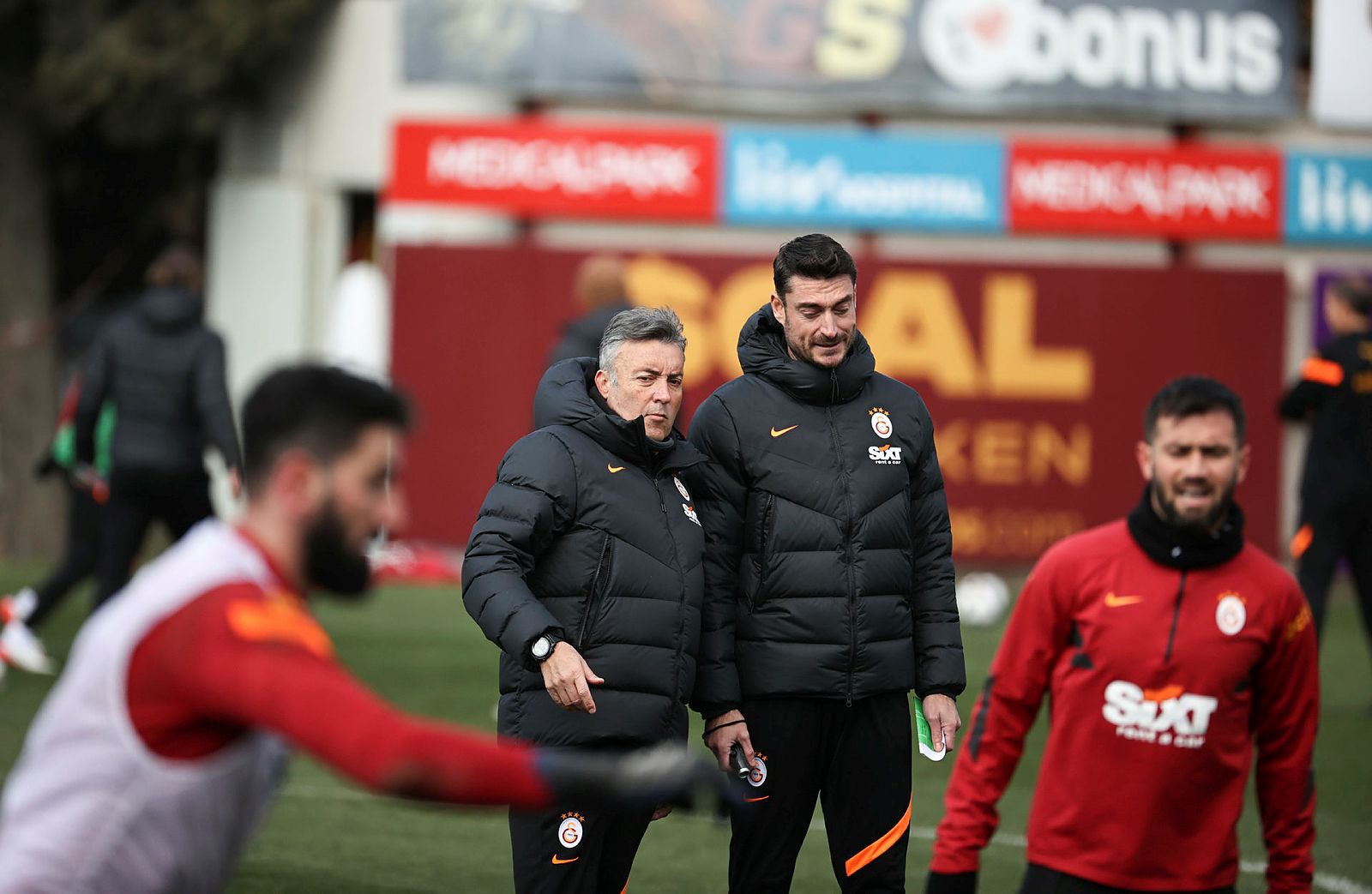 GALATASARAY HABERLERİ: Aslan için kritik eşik! Konyaspor ve Barcelona maçları...