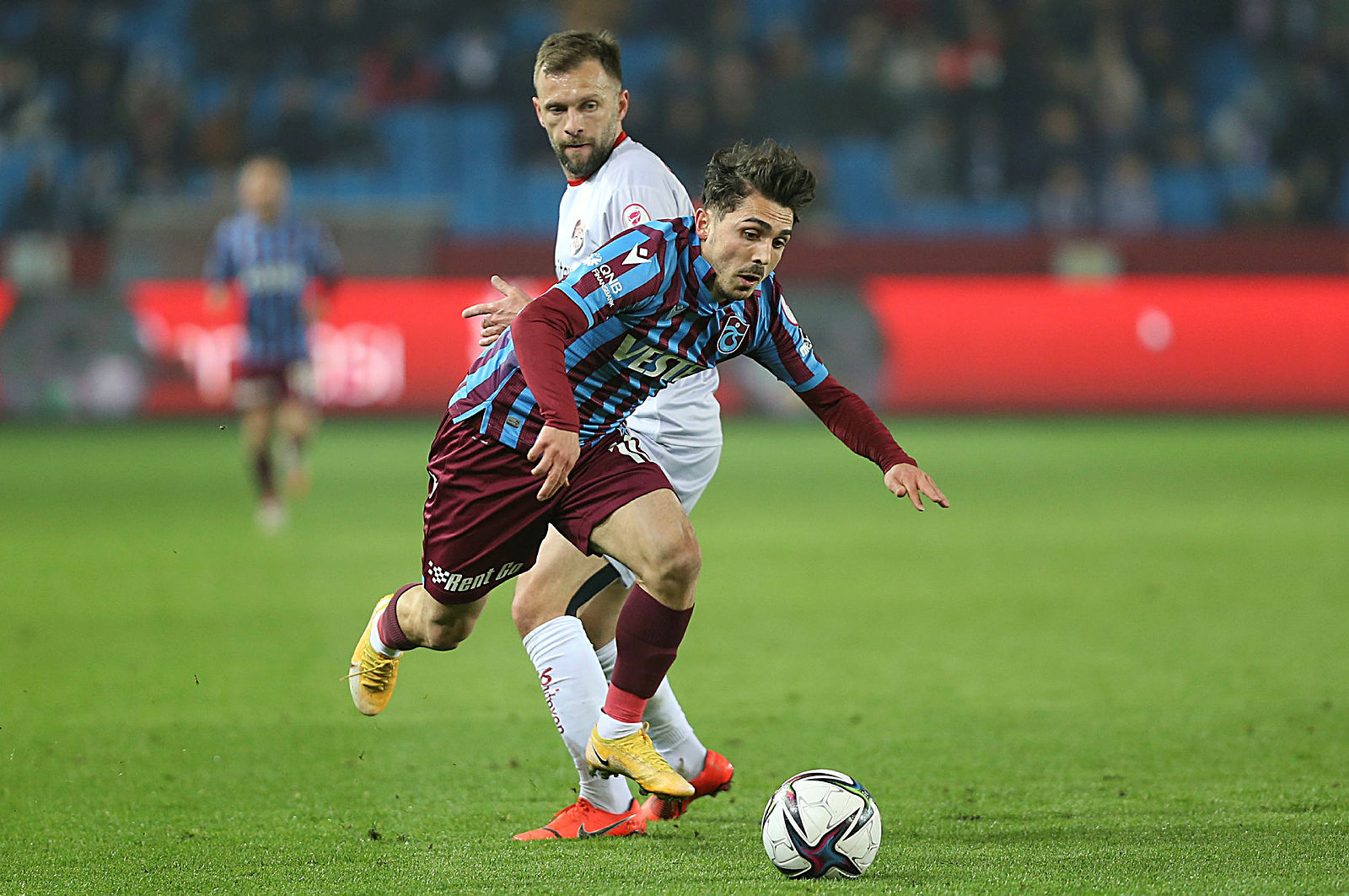 Trabzonspor’da gözler Fenerbahçe’de! Abdullah Avcı’dan takıma mesaj